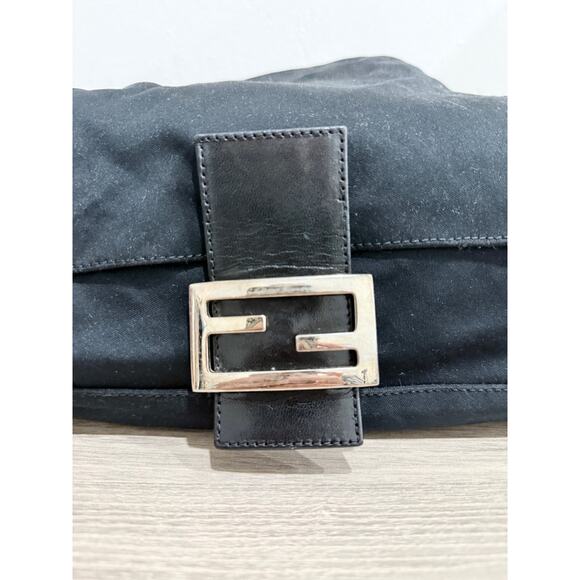 Fendi Mamm Baguette Suede and Leather Shoulder Handbag with FF Logo Buckle - Picture 8 of 12